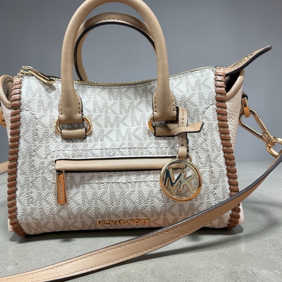 Michael Kors Handbags - Michael Kors Cream and Tan Signature Small Satchel & little wallet